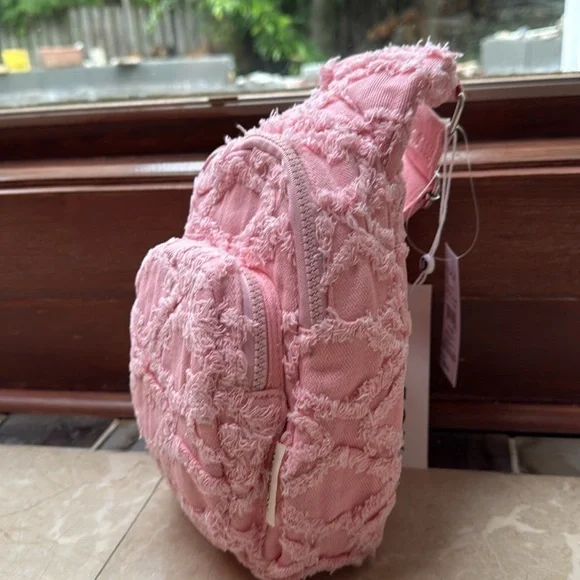 🆕 Wildfox Pink or Black textured denim crossover - Picture 2 of 4